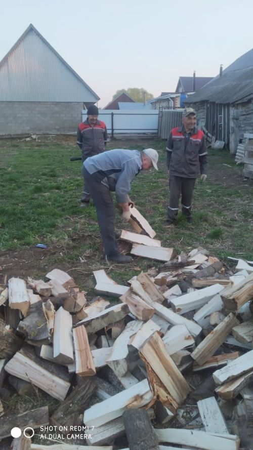 Улы махсус хәрби операциядә катнашучы анага  ярдәм иттеләр