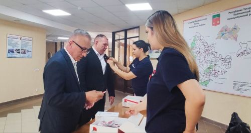 Теләчелеләр «Кызыл кәнәфер» Бөтенроссия хәйрия акциясенә кушылды