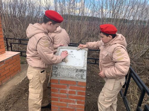 Бөек Ватан сугышы елларында һәлак булган батырларның каберен җыештырдылар
