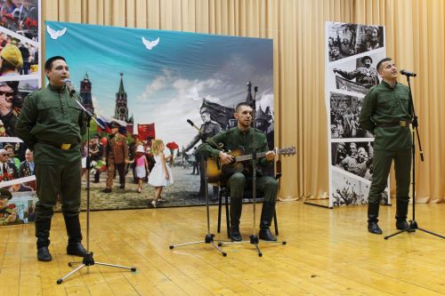Изгеләрдән - изге Ватан - ана