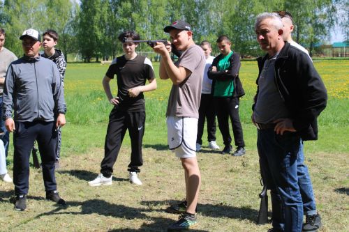 Аның тормышы - Ватанга хезмәт итү үрнәге