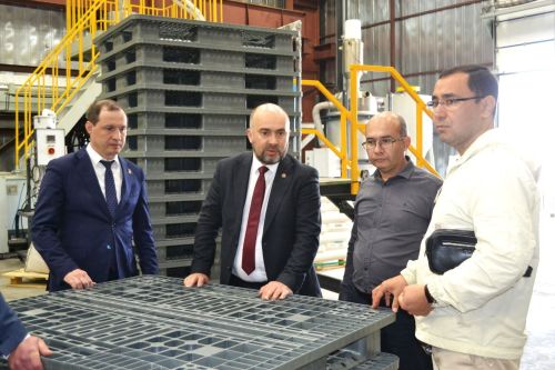 Үзбәкстан  республикасыннан  килгән  кунаклар Теләче  районы  белән таныша