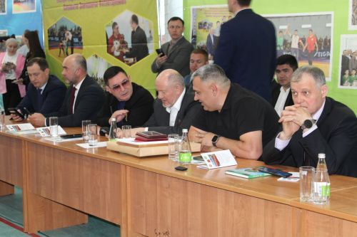 Теләчедә Салават Фатхетдинов призына көрәш буенча VIII ачык республика турниры башланды