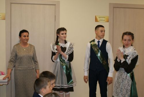 Кече Кибәхуҗада  «Соңгы кыңгырау» бәйрәме