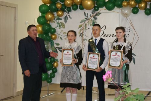 Кече Кибәхуҗада  «Соңгы кыңгырау» бәйрәме