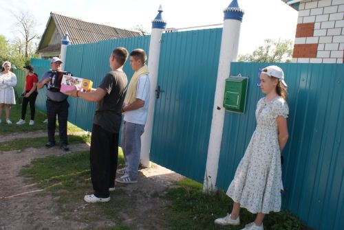 Олы Кибәхуҗа авылында күңелле итеп бирнә җыйдылар