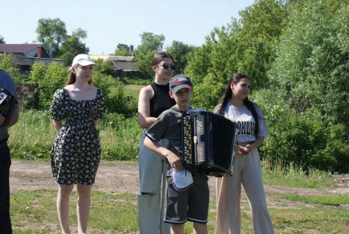 Олы Кибәхуҗа авылында күңелле итеп бирнә җыйдылар