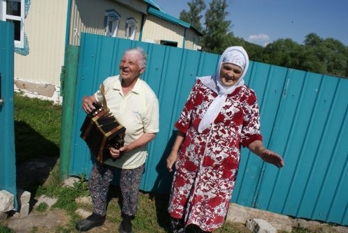 Олы Кибәхуҗа авылында күңелле итеп бирнә җыйдылар
