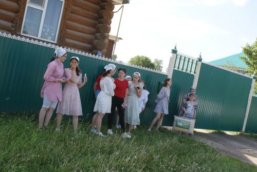 Олы Кибәхуҗа авылында күңелле итеп бирнә җыйдылар