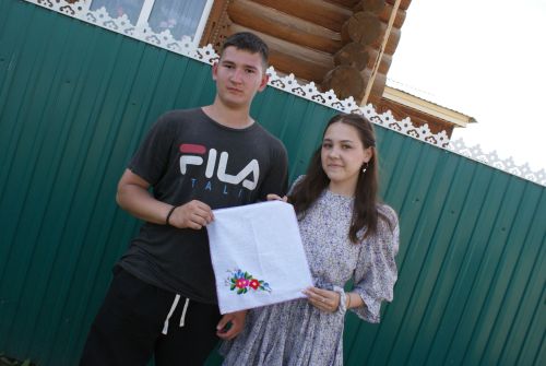 Олы Кибәхуҗа авылында күңелле итеп бирнә җыйдылар