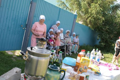 Олы Кибәхуҗа авылында күңелле итеп бирнә җыйдылар