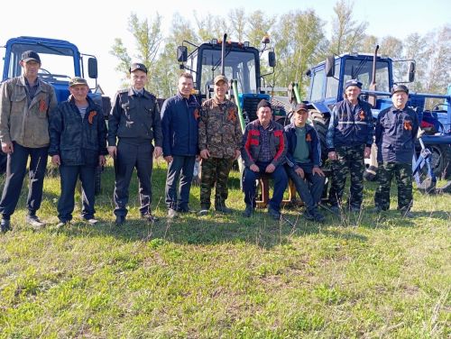 Теләче муниципаль районының Олы Мишә авыл җирлегендә шәхси затларнын үзйөрешле машиналарына техник карау уздырылды