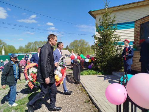 Күкчә авылында «Һәйкәлләргә килик гөлләр куйыйк» дип исемләнгән чара узды