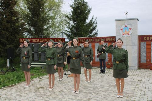 Алан авылында Бөек Җиңүнең 80 еллыгын билгеләп уздылар