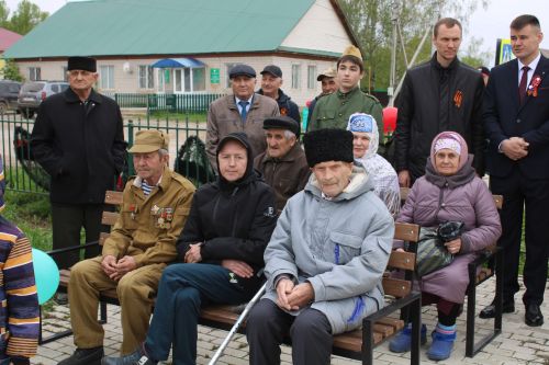 Алан авылында Бөек Җиңүнең 80 еллыгын билгеләп уздылар