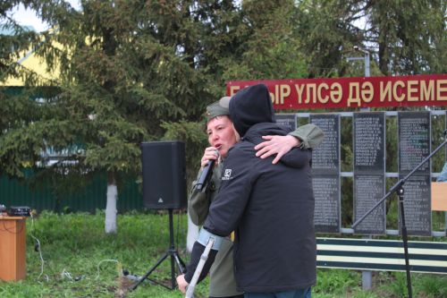 Алан авылында Бөек Җиңүнең 80 еллыгын билгеләп уздылар