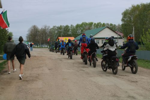 Алан авылында Бөек Җиңүнең 80 еллыгын билгеләп уздылар