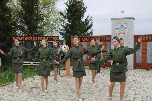 Алан авылында Бөек Җиңүнең 80 еллыгын билгеләп уздылар