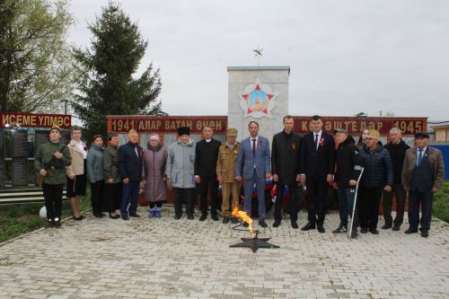 Алан авылында Бөек Җиңүнең 80 еллыгын билгеләп уздылар