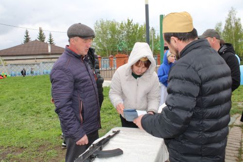 Ватан азатлыгы өчен шәһит киткән якташларыбызның якты истәлеге бер минут тынлык белән искә алынды
