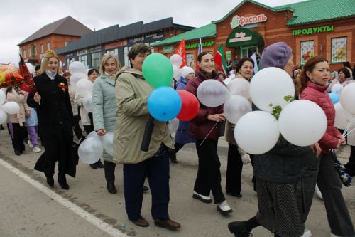 Ватан азатлыгы өчен шәһит киткән якташларыбызның якты истәлеге бер минут тынлык белән искә алынды