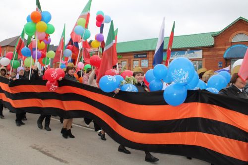 Ватан азатлыгы өчен шәһит киткән якташларыбызның якты истәлеге бер минут тынлык белән искә алынды