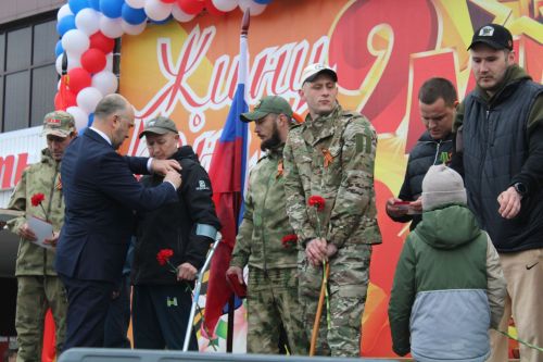 Ватан азатлыгы өчен шәһит киткән якташларыбызның якты истәлеге бер минут тынлык белән искә алынды