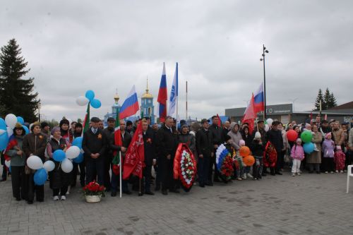 Ватан азатлыгы өчен шәһит киткән якташларыбызның якты истәлеге бер минут тынлык белән искә алынды