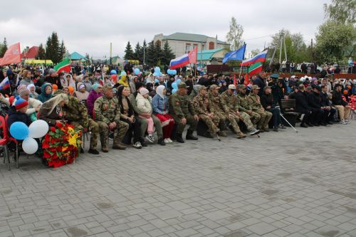 Ватан азатлыгы өчен шәһит киткән якташларыбызның якты истәлеге бер минут тынлык белән искә алынды