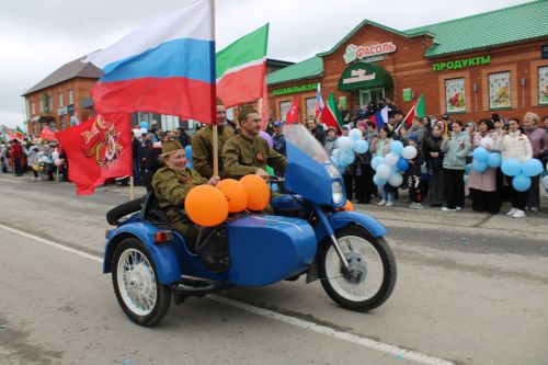 Ватан азатлыгы өчен шәһит киткән якташларыбызның якты истәлеге бер минут тынлык белән искә алынды
