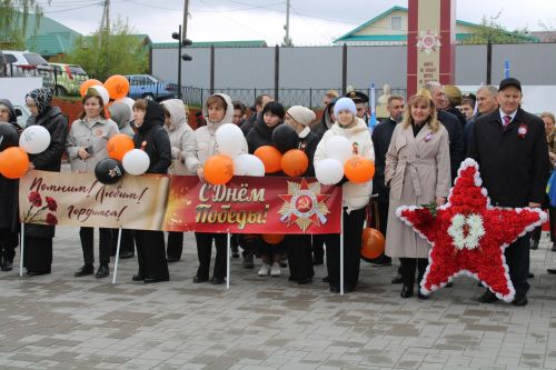 Ватан азатлыгы өчен шәһит киткән якташларыбызның якты истәлеге бер минут тынлык белән искә алынды