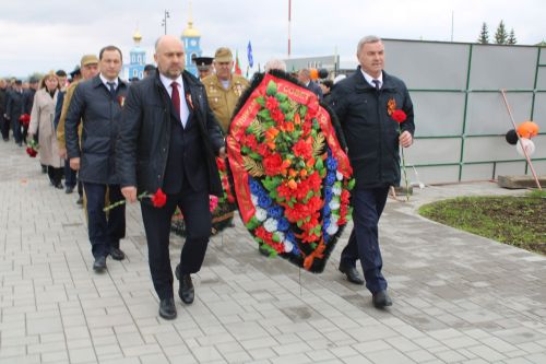 Ватан азатлыгы өчен шәһит киткән якташларыбызның якты истәлеге бер минут тынлык белән искә алынды
