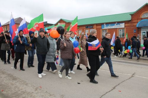 Ватан азатлыгы өчен шәһит киткән якташларыбызның якты истәлеге бер минут тынлык белән искә алынды