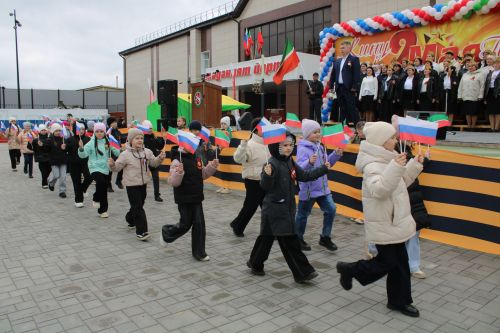 Ватан азатлыгы өчен шәһит киткән якташларыбызның якты истәлеге бер минут тынлык белән искә алынды