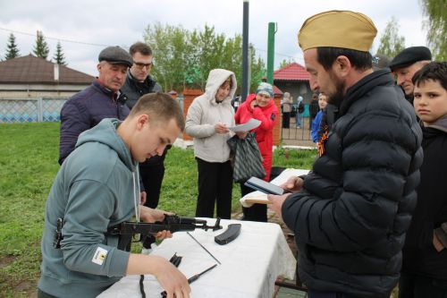 Ватан азатлыгы өчен шәһит киткән якташларыбызның якты истәлеге бер минут тынлык белән искә алынды