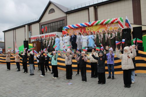 Ватан азатлыгы өчен шәһит киткән якташларыбызның якты истәлеге бер минут тынлык белән искә алынды