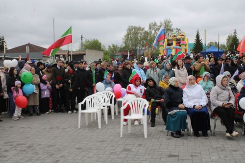 Ватан азатлыгы өчен шәһит киткән якташларыбызның якты истәлеге бер минут тынлык белән искә алынды