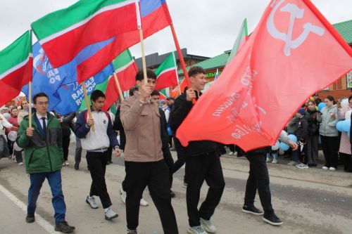 Ватан азатлыгы өчен шәһит киткән якташларыбызның якты истәлеге бер минут тынлык белән искә алынды