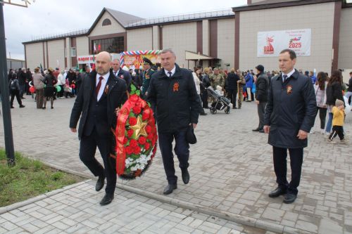 Ватан азатлыгы өчен шәһит киткән якташларыбызның якты истәлеге бер минут тынлык белән искә алынды
