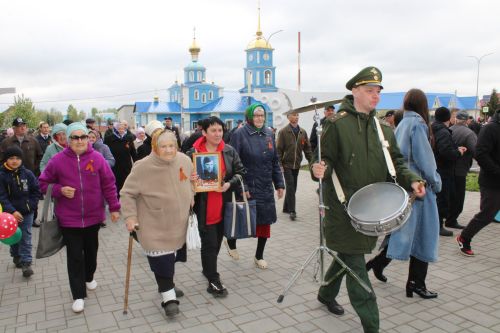 Ватан азатлыгы өчен шәһит киткән якташларыбызның якты истәлеге бер минут тынлык белән искә алынды