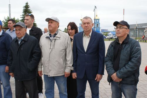 Хәтер көне уңаеннан
