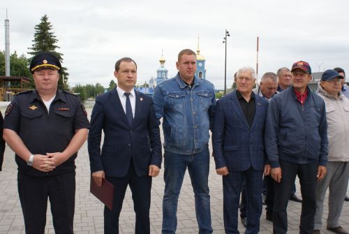 Хәтер көне уңаеннан