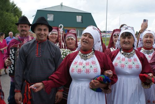 Туристик маршрут кысаларында -  чын «Авылча туй»