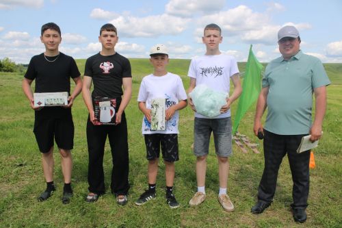 Кече Кибәхуҗа авылында балалар Сабантуе үтте