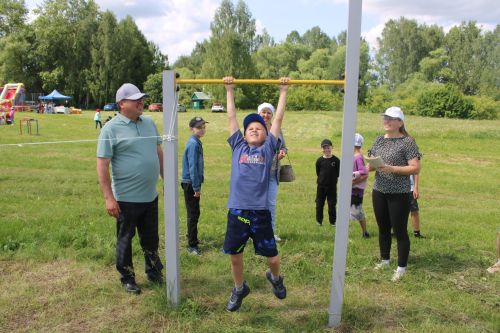 Кече Кибәхуҗа авылында балалар Сабантуе үтте