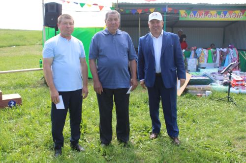 Югары Кибәхуҗада хатын-кызлар да бил алышты