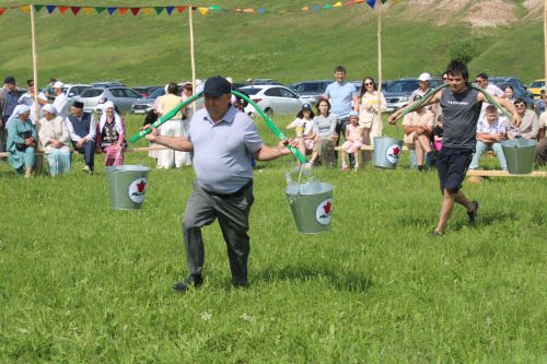 Югары Кибәхуҗада хатын-кызлар да бил алышты
