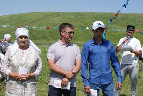 Кече Кибәхуҗада сабан туе гөрли