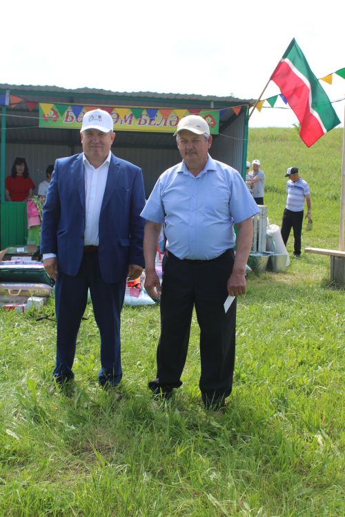 Югары Кибәхуҗада хатын-кызлар да бил алышты
