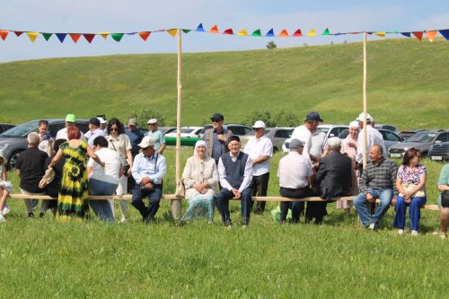 Югары Кибәхуҗада хатын-кызлар да бил алышты